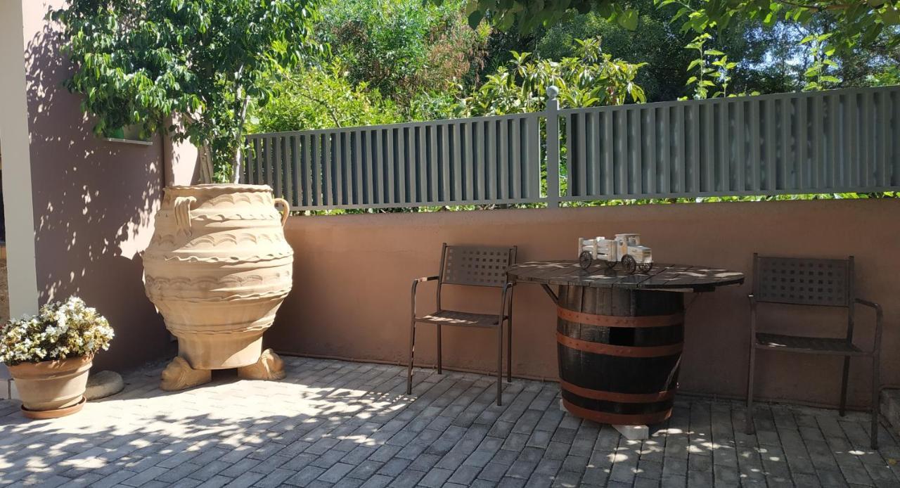 Onira Boutique Hotel Tolo Exterior photo